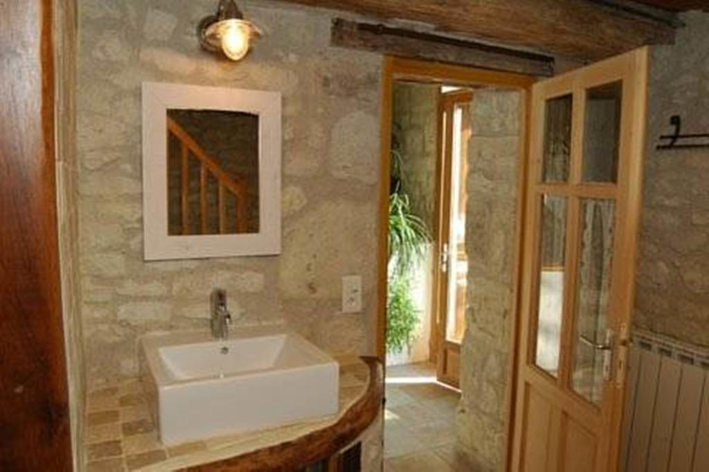 Auberge du Canabal Lauzerte Ruang foto